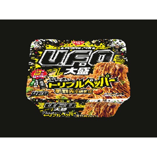 日清 焼そばＵＦＯ大盛ぶっ濃いトリプルペッパ 【新商品 6/30 発売】【数量限定】 △ 【購入入数１２個】